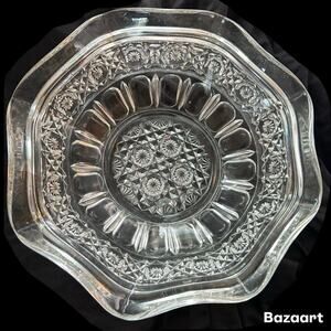 Antique John B Higbee Glass Co. GALA/Hawaiian Lei scalloped edge bowl